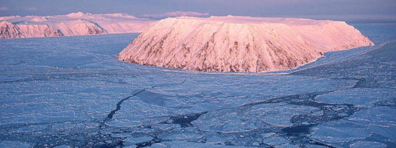 Diomede Island: due isole separate da 4 chilometri e 21 ore