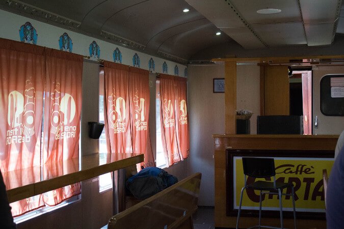 Interno del Il Treno dei Sapori