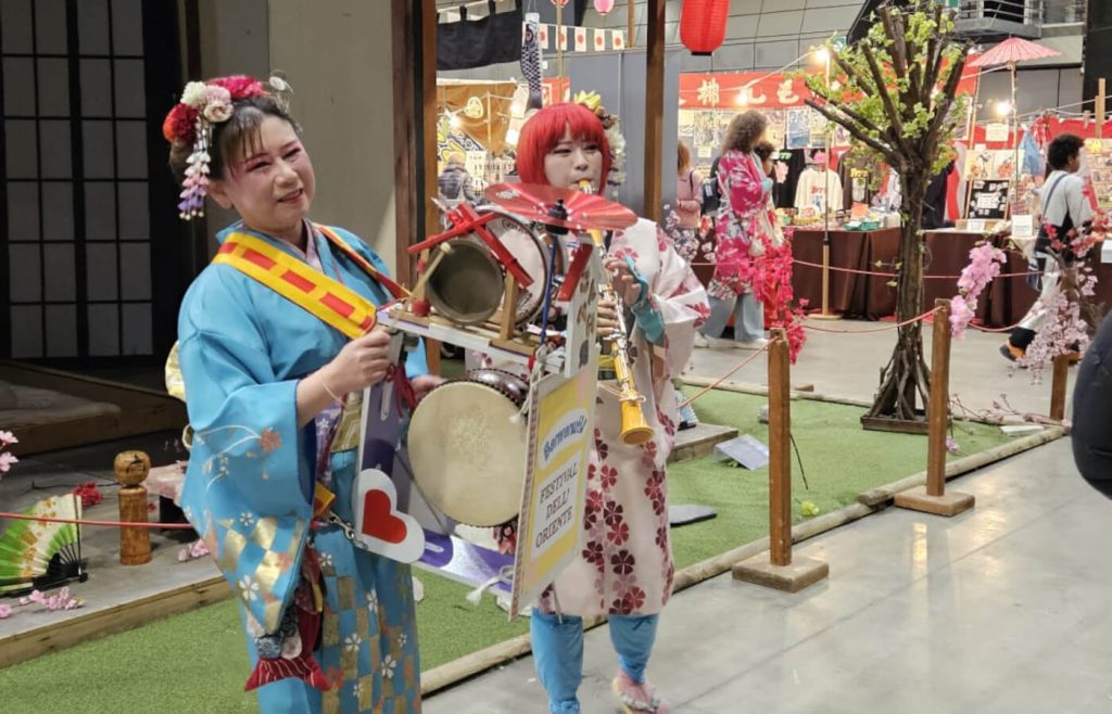 Giapponesi al Festival Oriente di Brescia