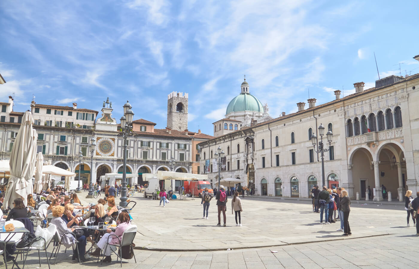 orologio astronomico piazza della loggia