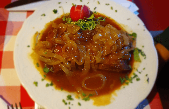 Zwiebelrostbraten