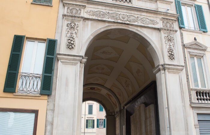 Arco Mera a Varese