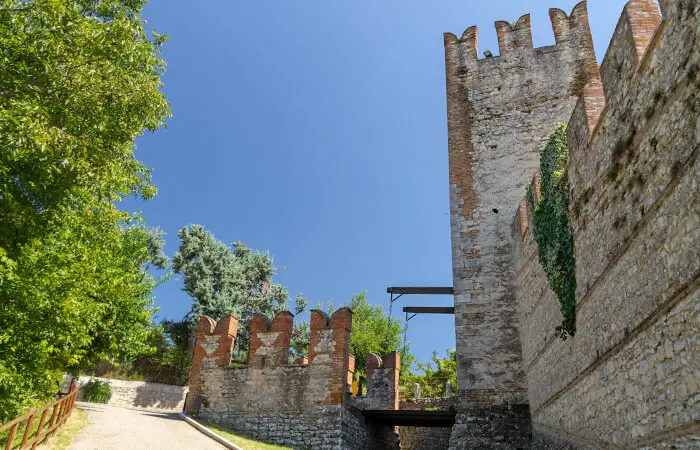Ingresso del castello di Soave