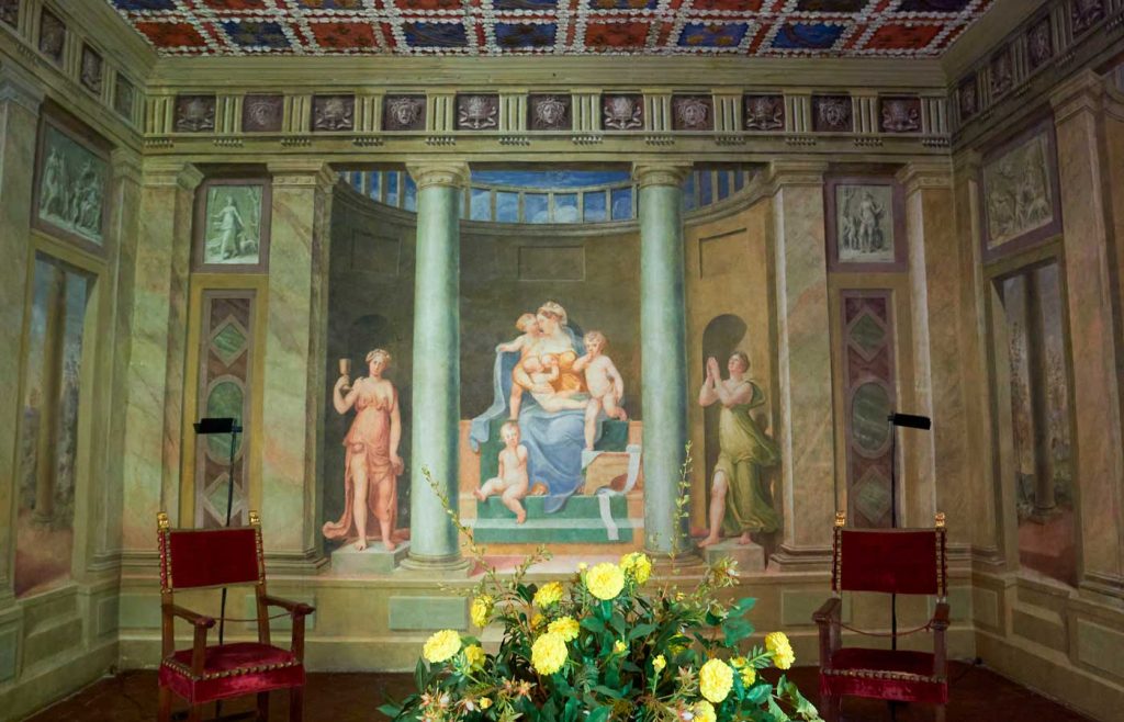 Interni di Villa Imperiale a Pesaro