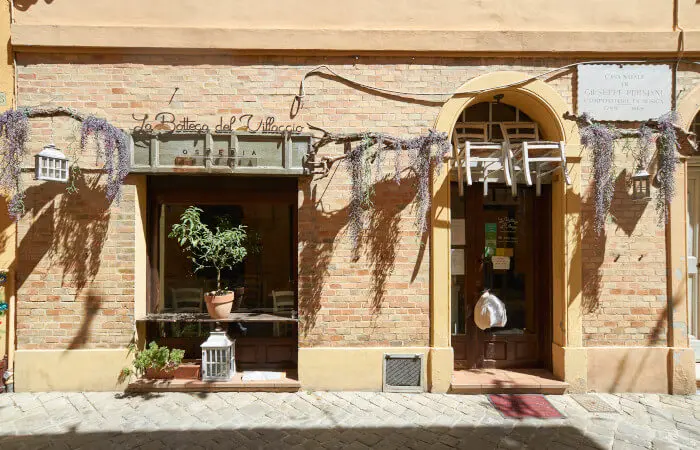 Persiani, Recanati