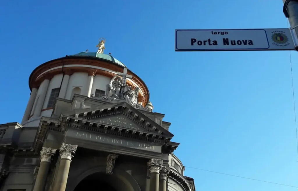 Largo Porta Nuova