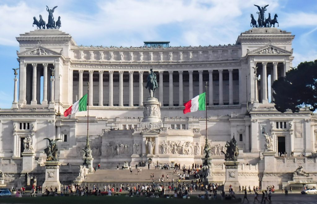 Vittoriano, Altare della Patria a Roma