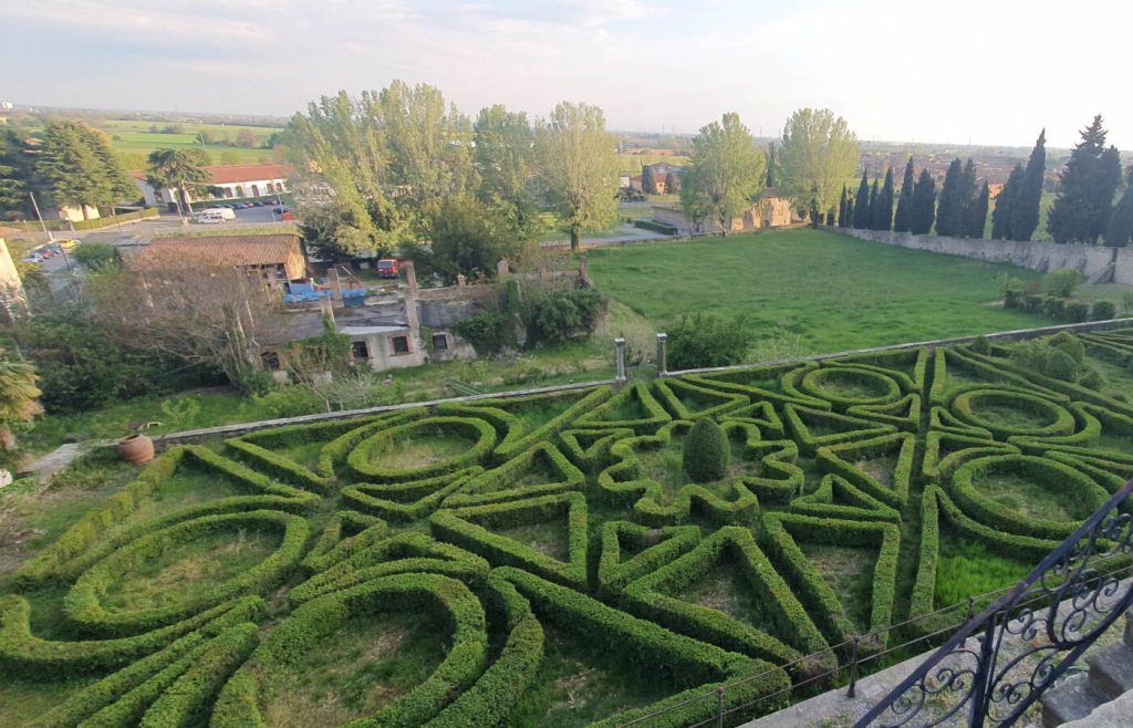 Giardini del Castello di Costa di Mezzate