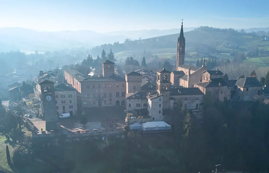 Castelvetro dall'alto