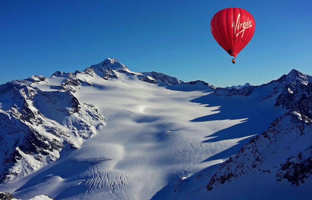 Mongolfiera sulle dolomiti