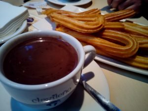 5 luoghi dove mangiare churros a Madrid: La Guida Definitiva