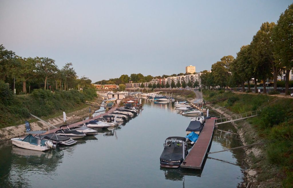Rheinpromenade a Mainz