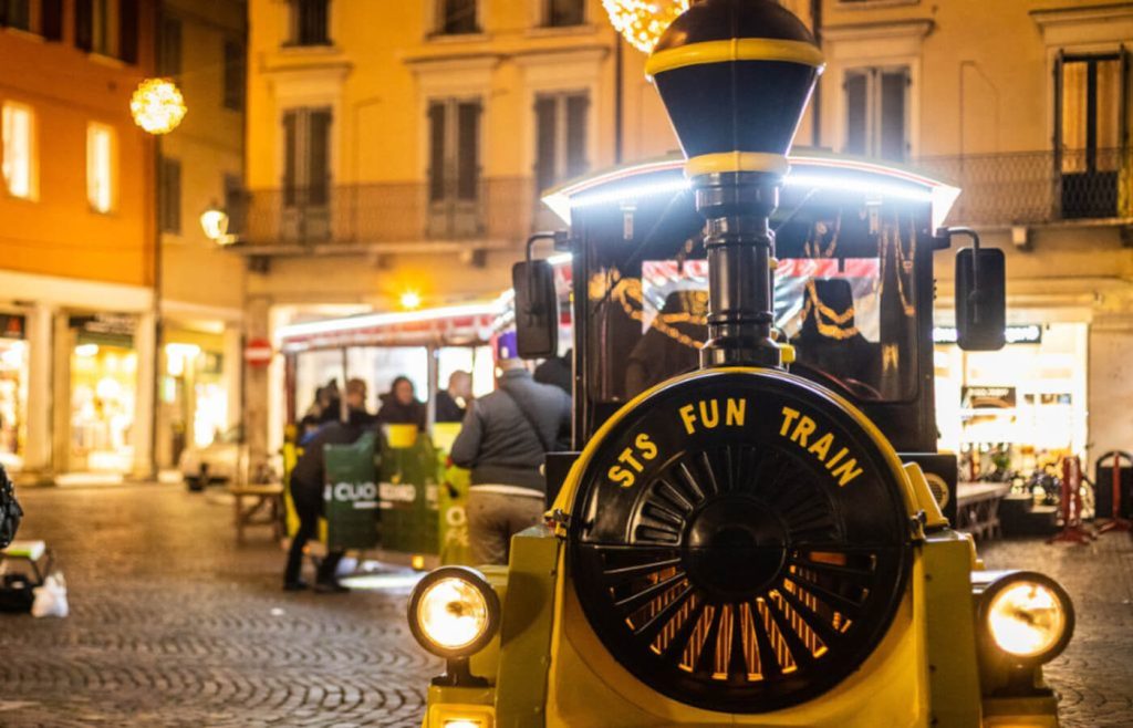 il trenino turistico natalizio di mantova