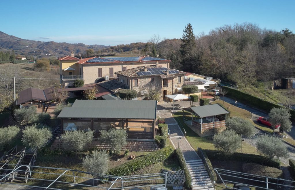 Ristorante e Hotel Il Casolare a Venarotta