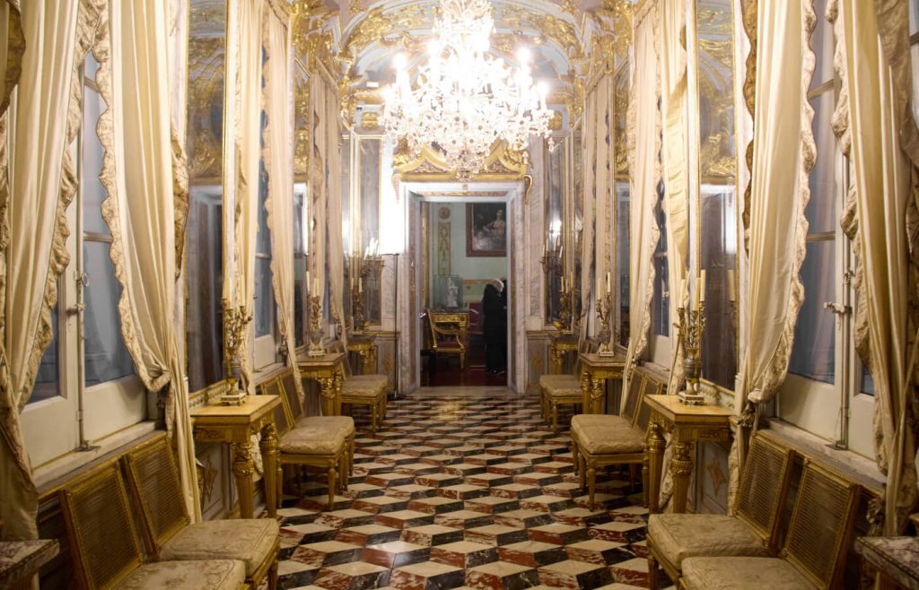Galleria degli specchi a Genova