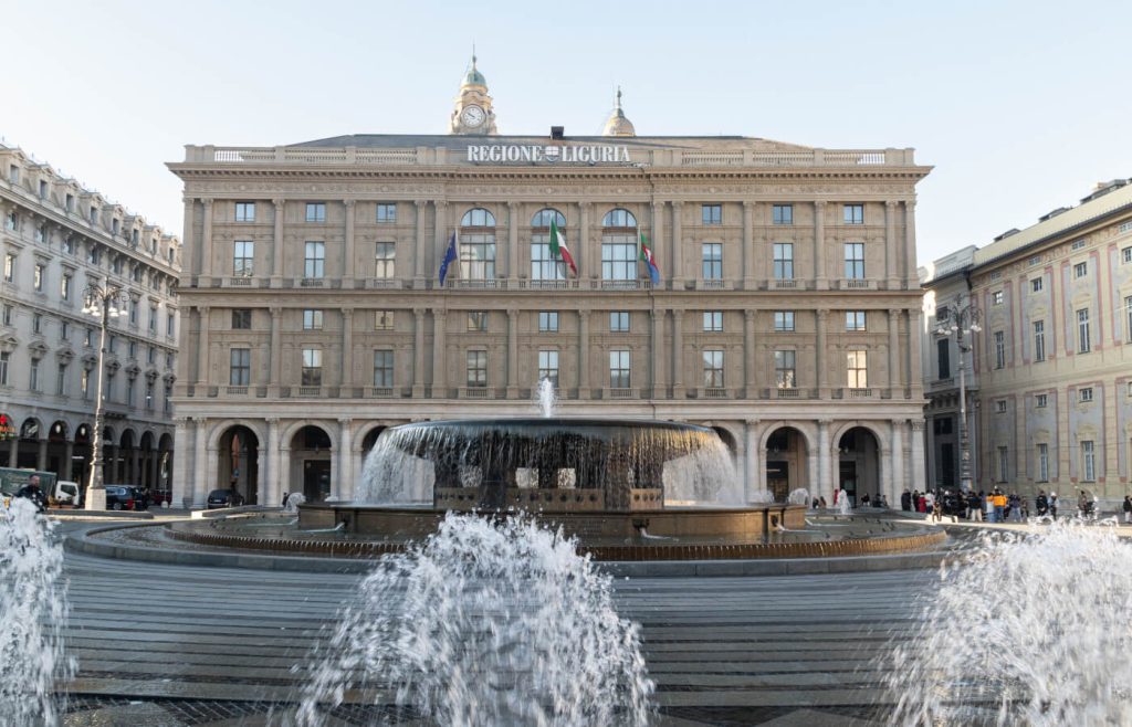 Piazza principale di Genova - Piazza de Ferrari