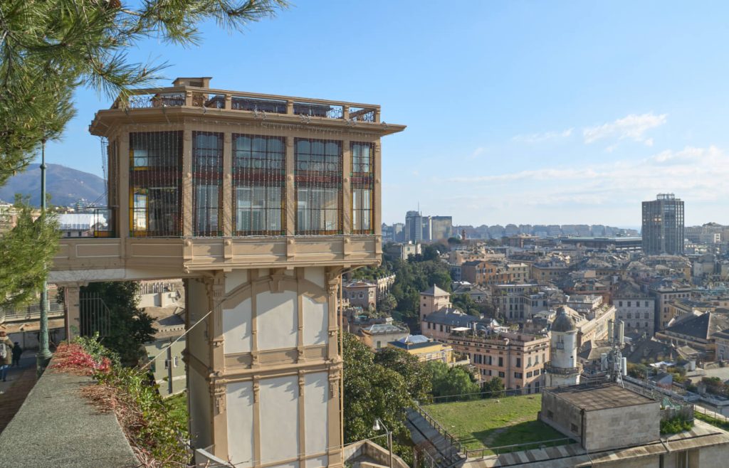 Spianata Castelletto a Genova