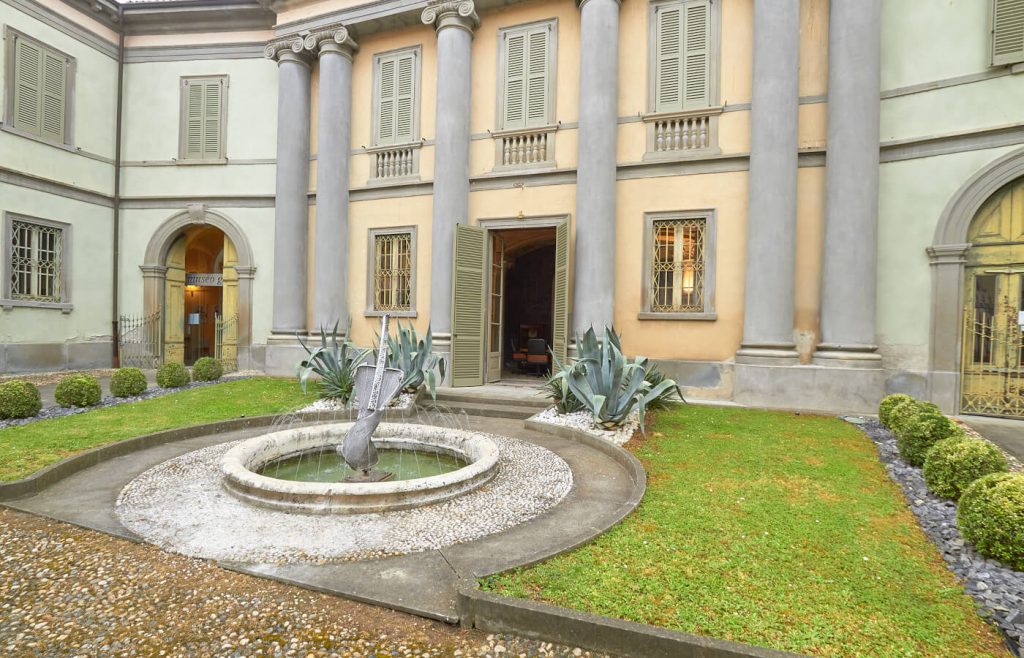 Palazzo Rubini Romano di Lombardia - esterni