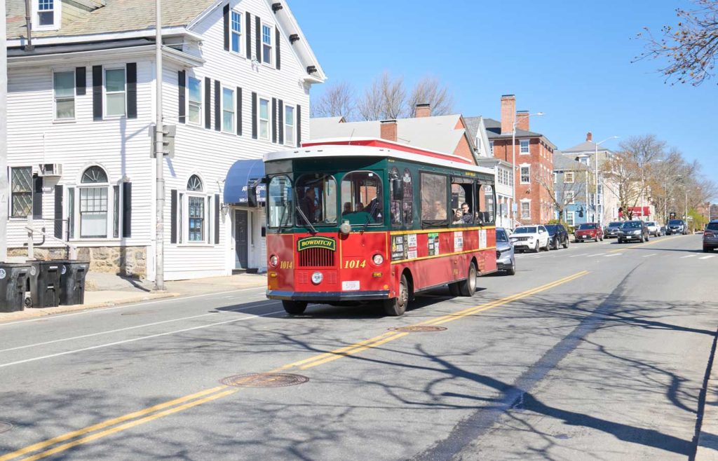 Salem Trolley