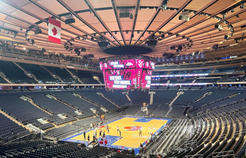 Campo dei New York Knicks al Madison Square Garden