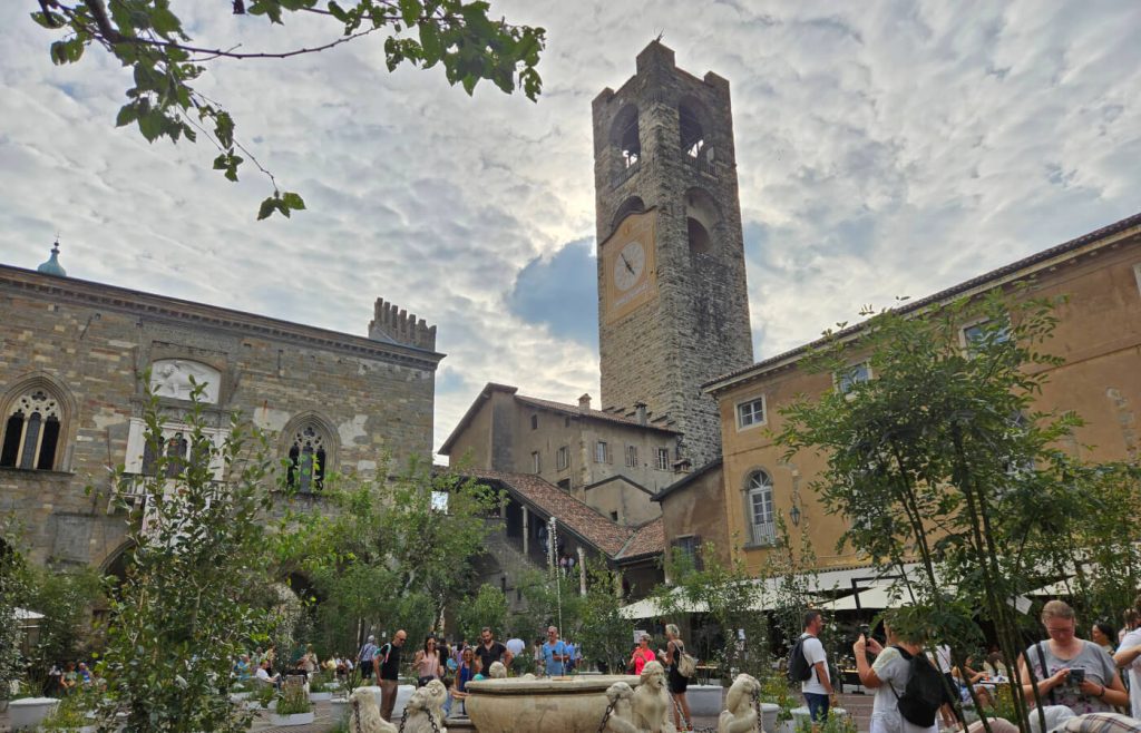 Campanone di Bergamo - Citt&agrave; Alta - in occasione di Landscape Festival - i maestri del paesaggio